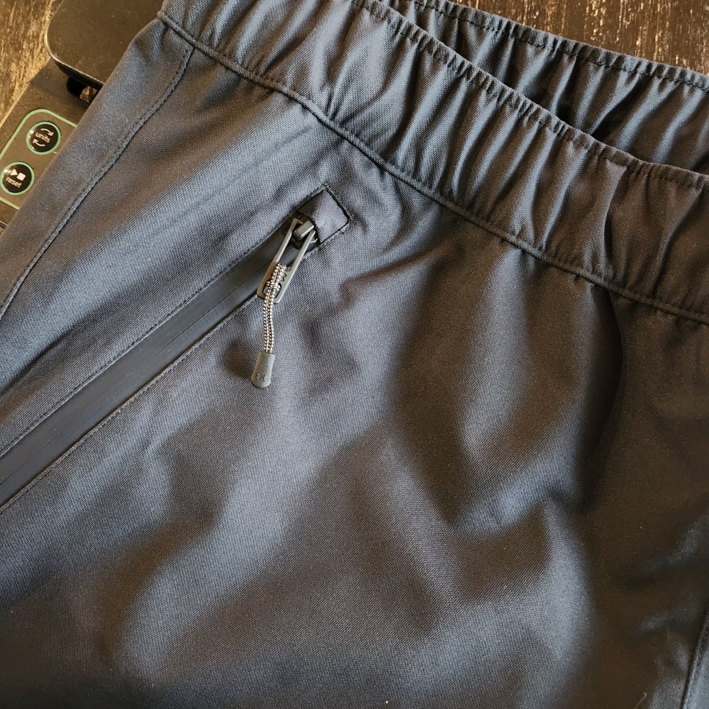 Under Armour Women's Size Large StormProof Cloudstrike Rain Pants Black - Picture 12 of 15